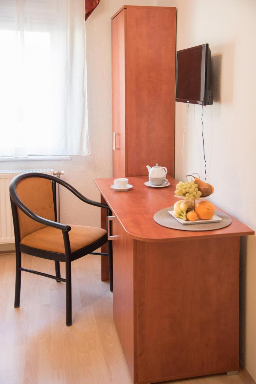 Bed and Breakfast Astoria Panzió Hévíz Exterior foto